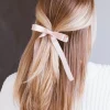 Andi Abbey Bow Clip