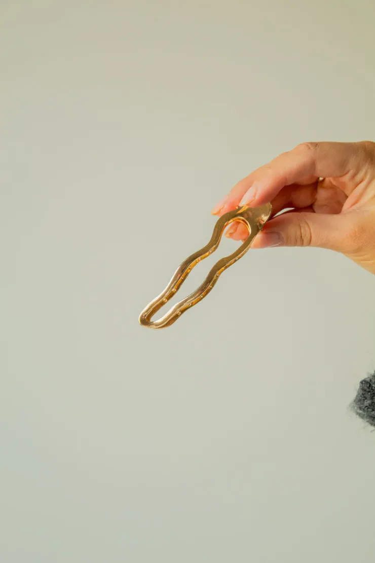 Andi Abstract Alligator Claw Clip