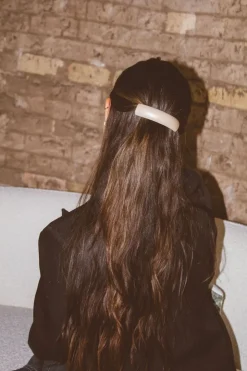 Andi Bar Barrette