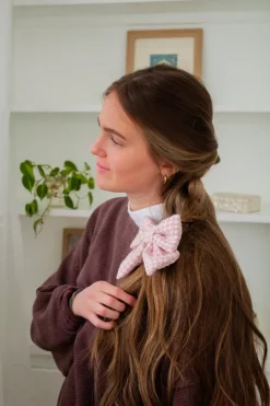 Andi Blush Tweed Bow