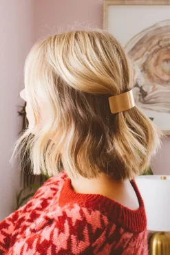 Andi Brushed Bronze Bar Clip