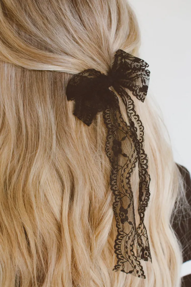 Andi Callie Lace Bow Clip