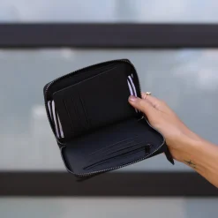 Andi Card Wallet in Matte Black