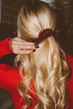 Andi Crimson Bird Nest Expng Hair Claw