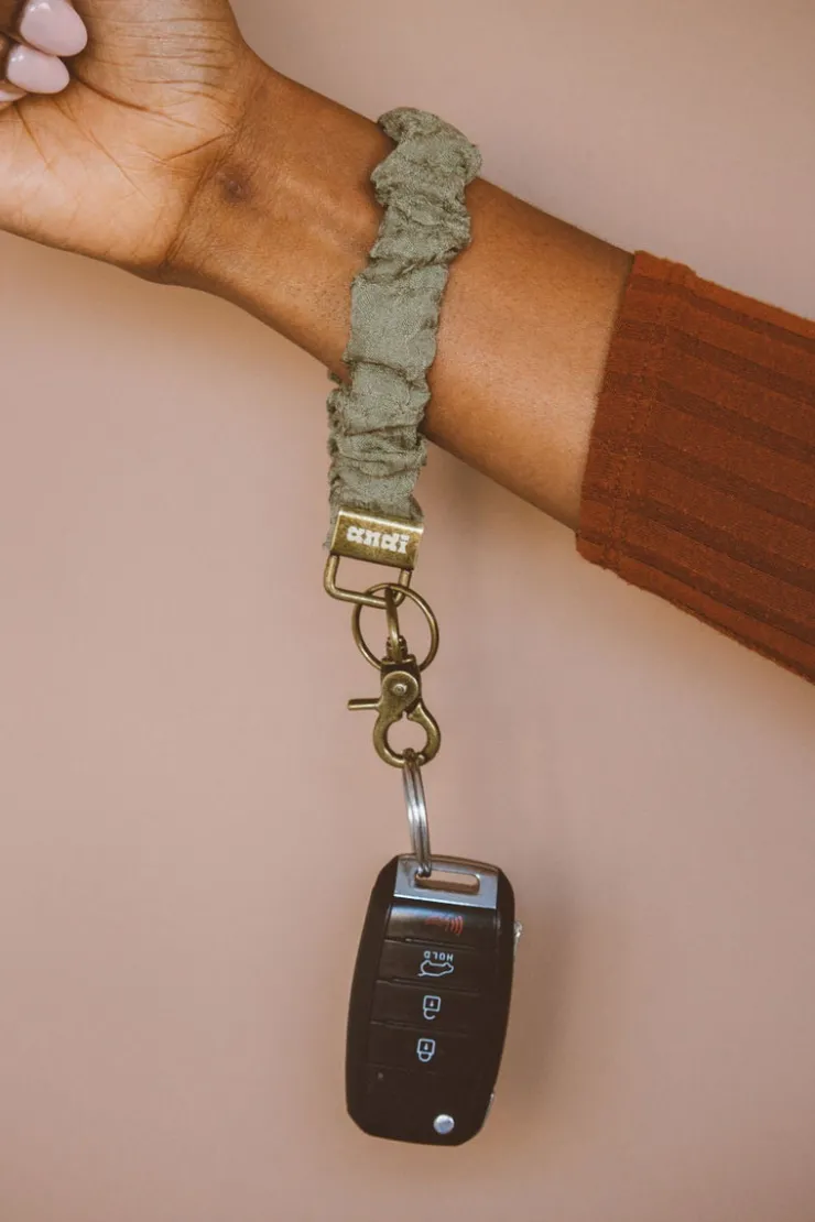 Andi Crinkled Moss Keychain