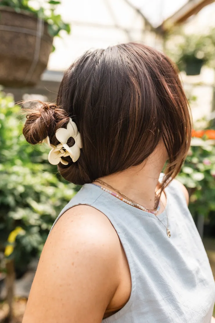Andi Cutie Flower Claw Clip
