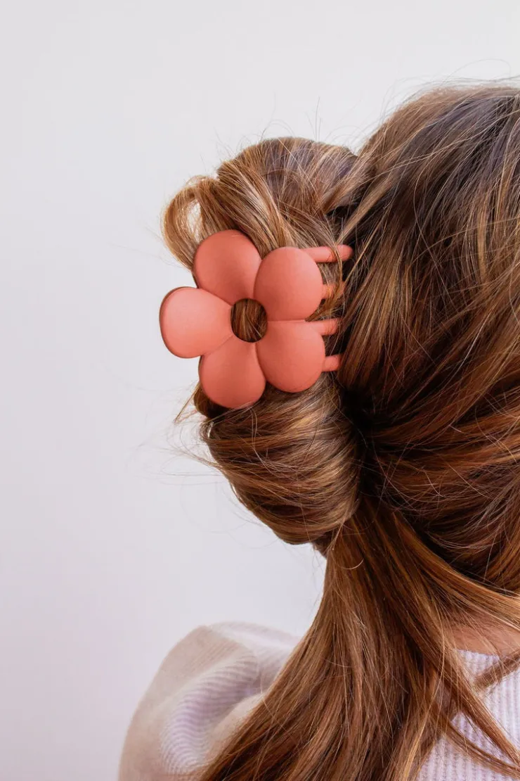 Andi Cutie Flower Claw Clip