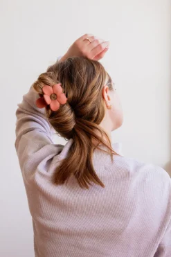 Andi Cutie Flower Claw Clip
