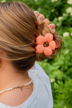 Andi Cutie Flower Claw Clip