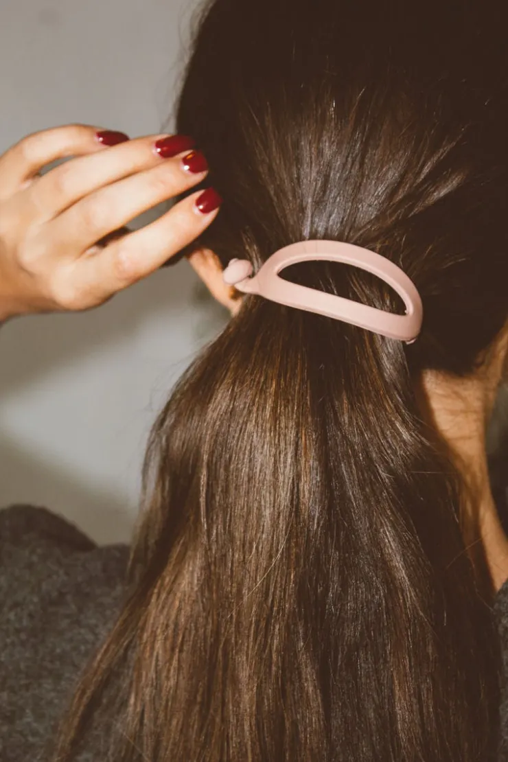 Andi Cutout Ponytail Cuff