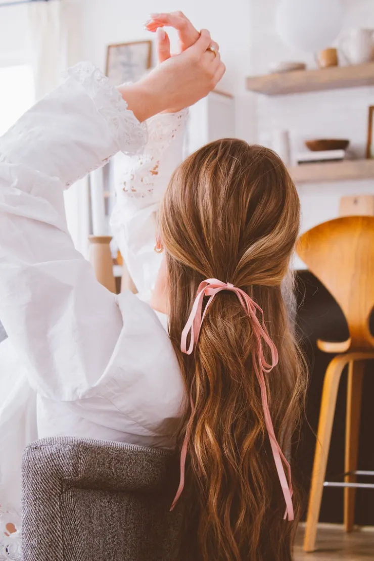 Andi Dainty Ribbon Ponytail