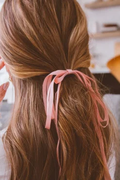 Andi Dainty Ribbon Ponytail