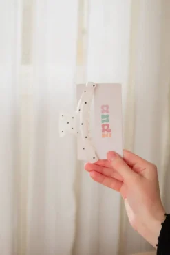 Andi Delicate Curved Claw Clip