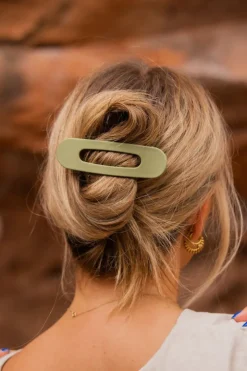 Andi Flat Matte Claw Clip