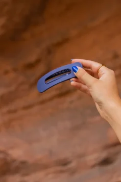 Andi Flat Matte Claw Clip