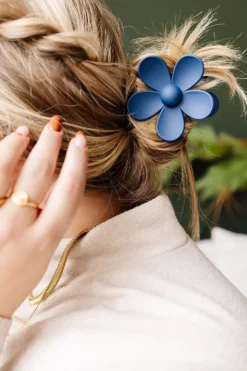 Andi Flower Claw Clip