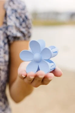 Andi Flower Claw Clip