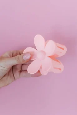 Andi Flower Claw Clip