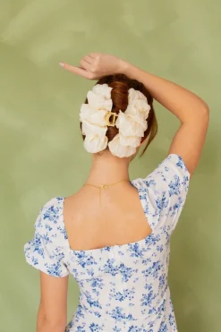 Andi Flutter Claw Clip