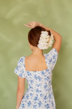 Andi Flutter Claw Clip