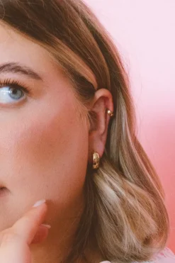 Andi Gold Hammered Hoops - Hypoallergenic