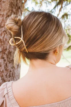 Andi Gold Swirl Claw Clip