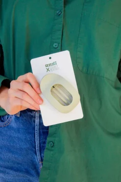 Andi Green Circle Cutout Flat Claw Clip