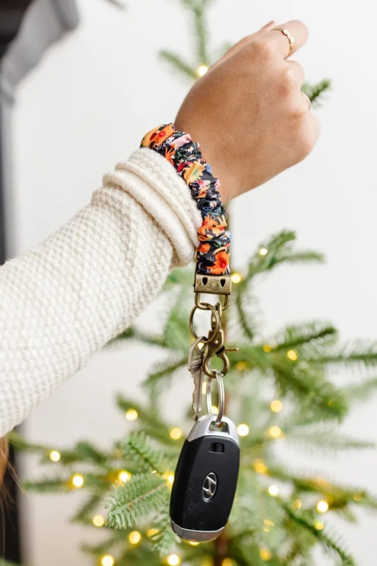Andi Groovy Floral Keychain