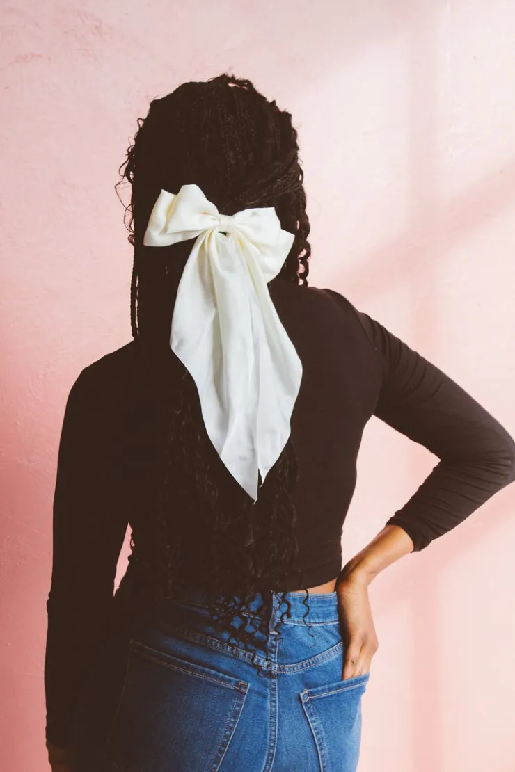 Andi Kayla Bow Clip