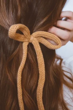 Andi Knit Long Bow Clip