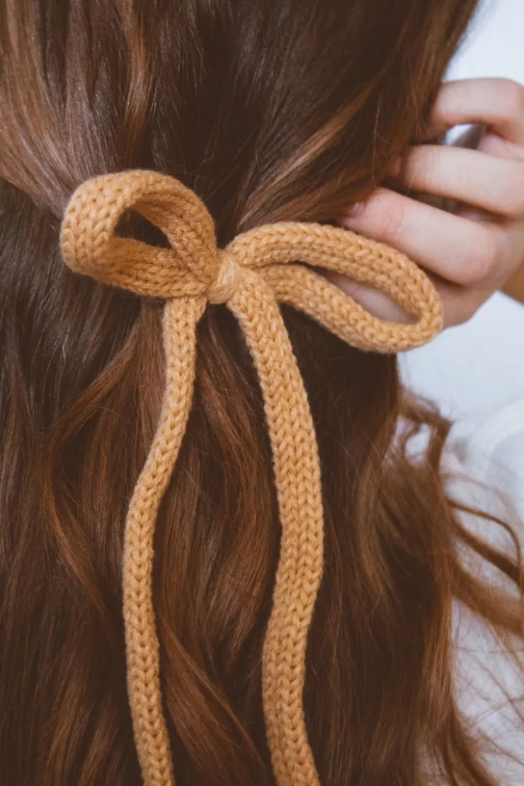 Andi Knit Long Bow Clip