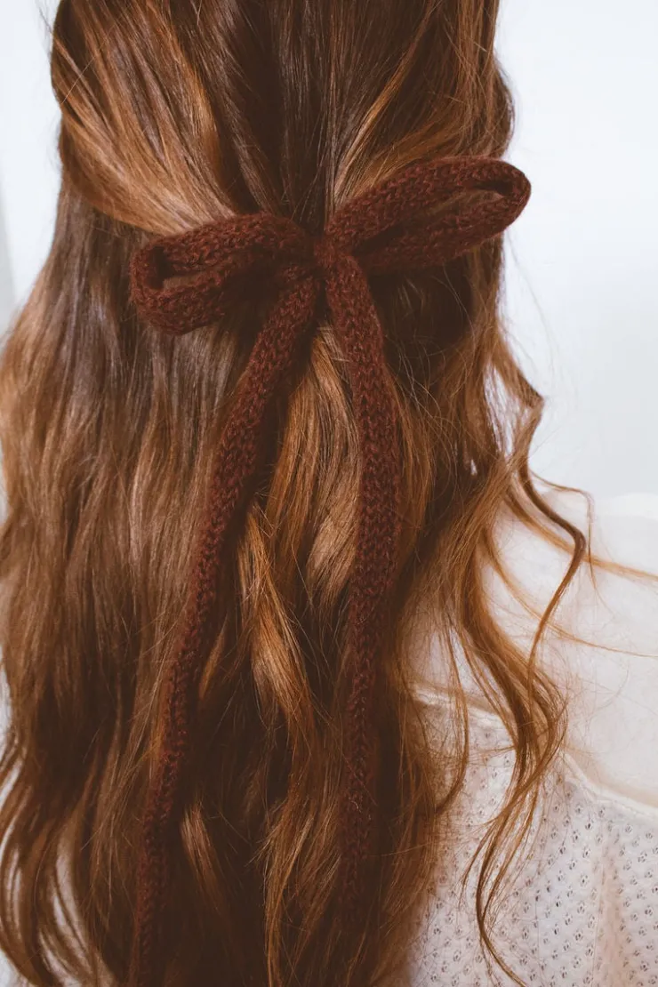 Andi Knit Long Bow Clip