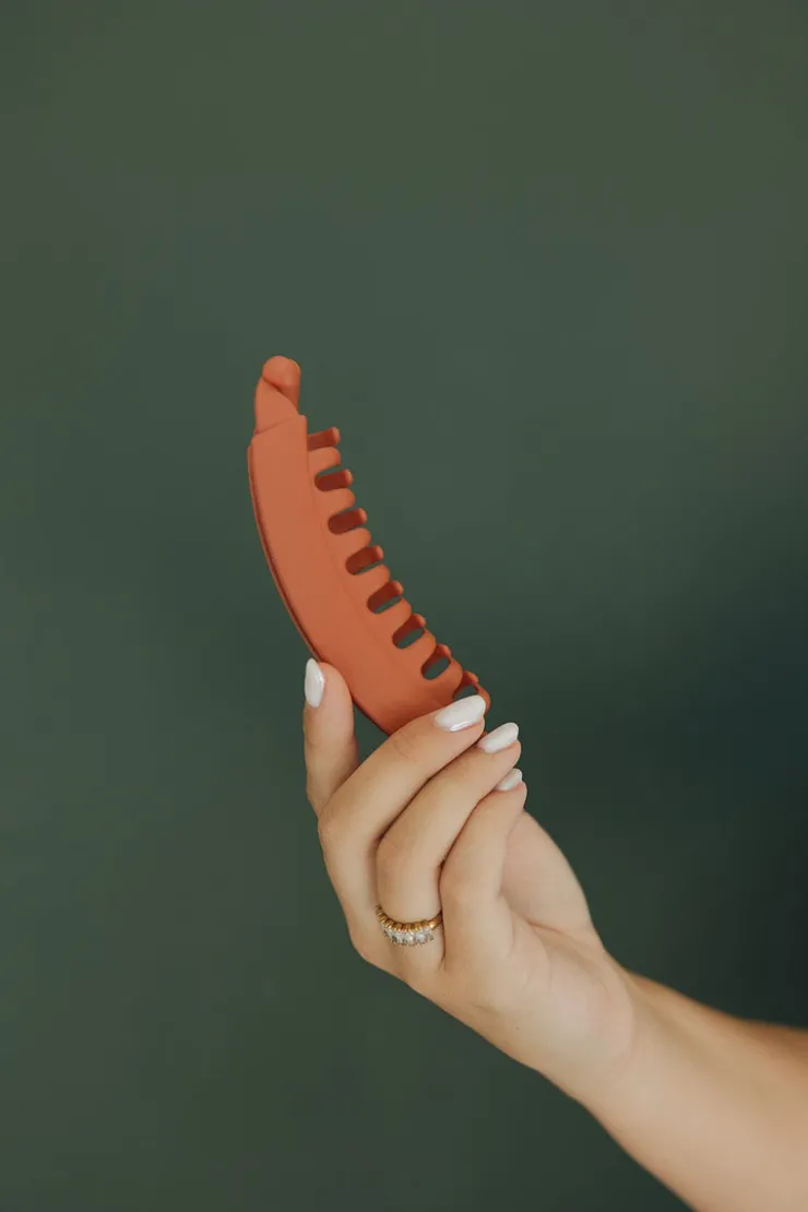Andi Large Banana Claw Clip