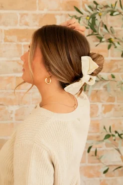 Andi Linen Loop Bow Claw Clip