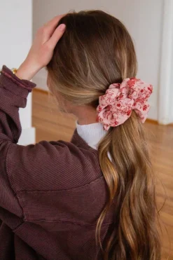 Andi Love in Bloom Scrunchie