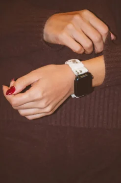 Andi Neutral Floral Scrunchie Apple Watchband