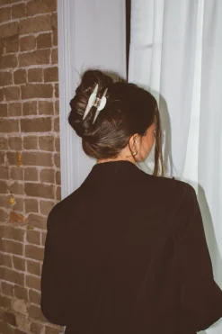 Andi Noir Claw Clip