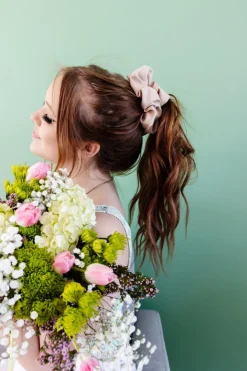 Andi Oat Milk Jumbo Scrunchie