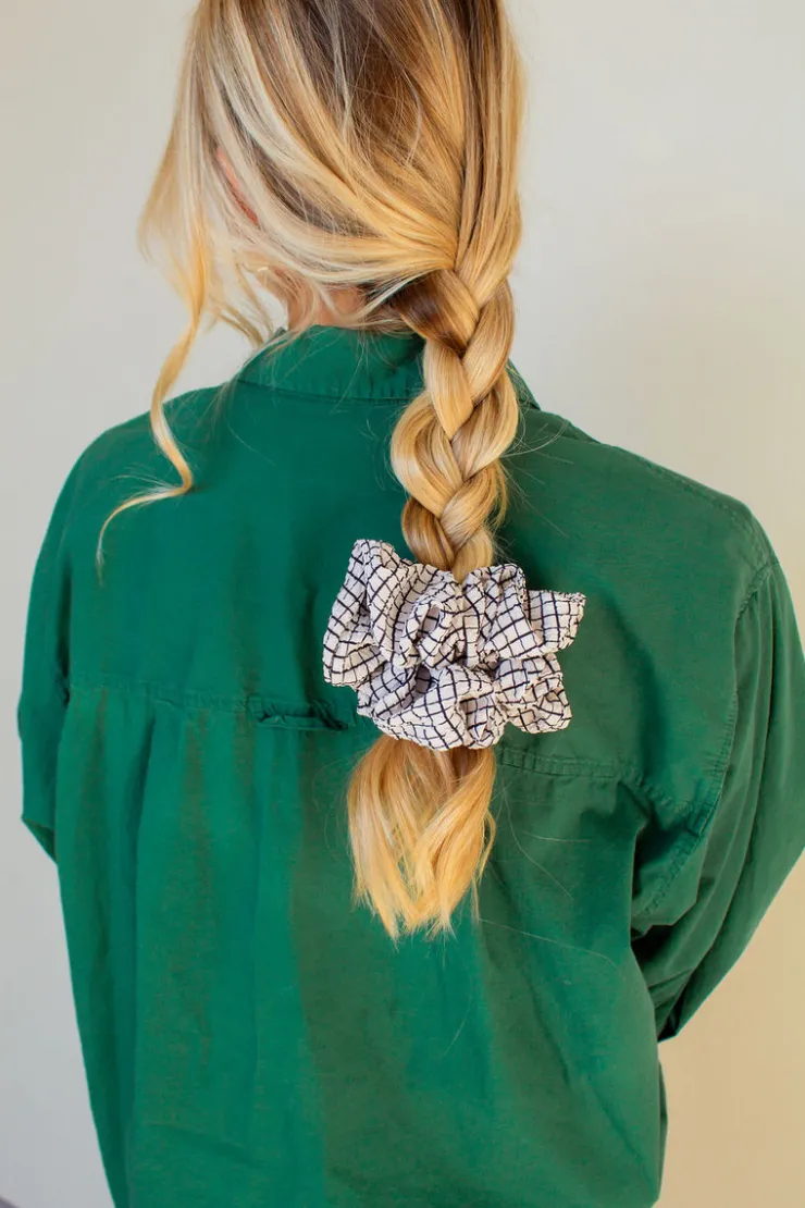 Andi Off The Grid Jumbo Scrunchie