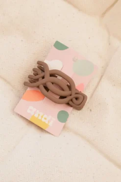 Andi Overlapping Flat Claw Clip