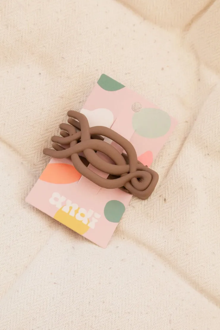 Andi Overlapping Flat Claw Clip