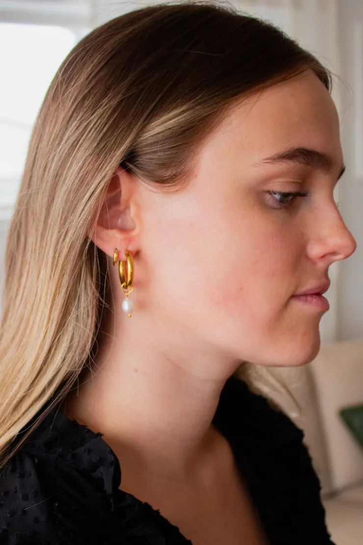 Andi Pearl Dangle Hoops