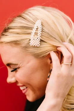 Andi Pearl Snap Clip