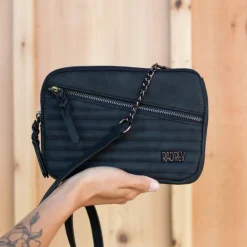 Andi Pocket Bag in Matte Black