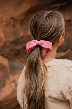 Andi Ribbon Banana Claw Clip