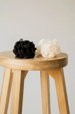 Andi Rose Ruffle Claw Clip