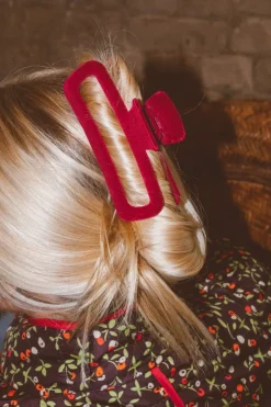 Andi Ruby XL Velvet Claw Clip