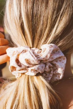 Andi Sawyer Jumbo Scrunchie