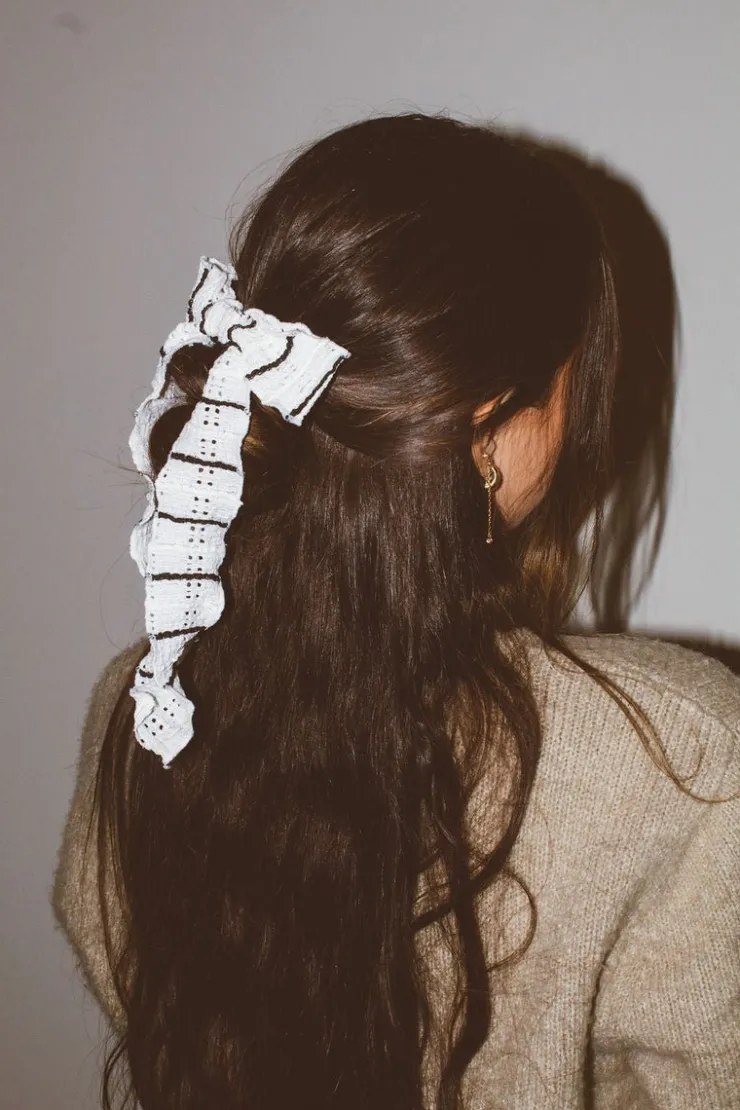 Andi Seasonal Stripe Long Bow
