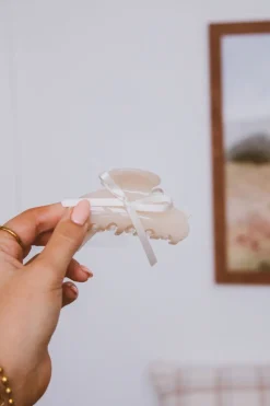 Andi Sweet Nothings Claw Clip